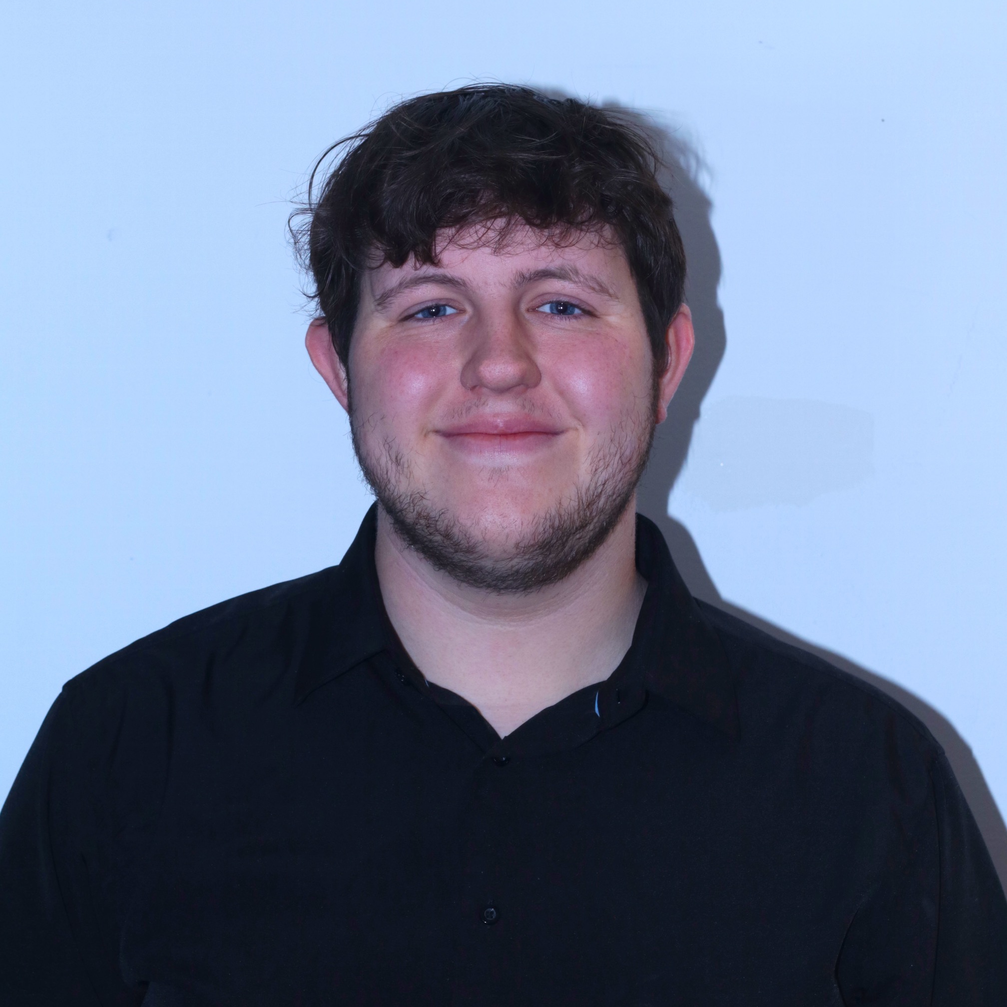 Headshot of Ryan Loftus